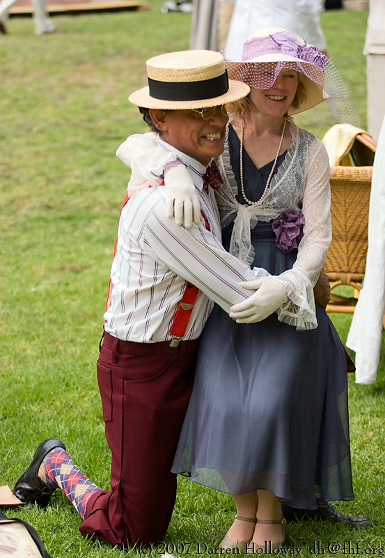 Person dressed in vintage 1930 attire at the Art Deco Society of California Gatsby Afternoon Picnic