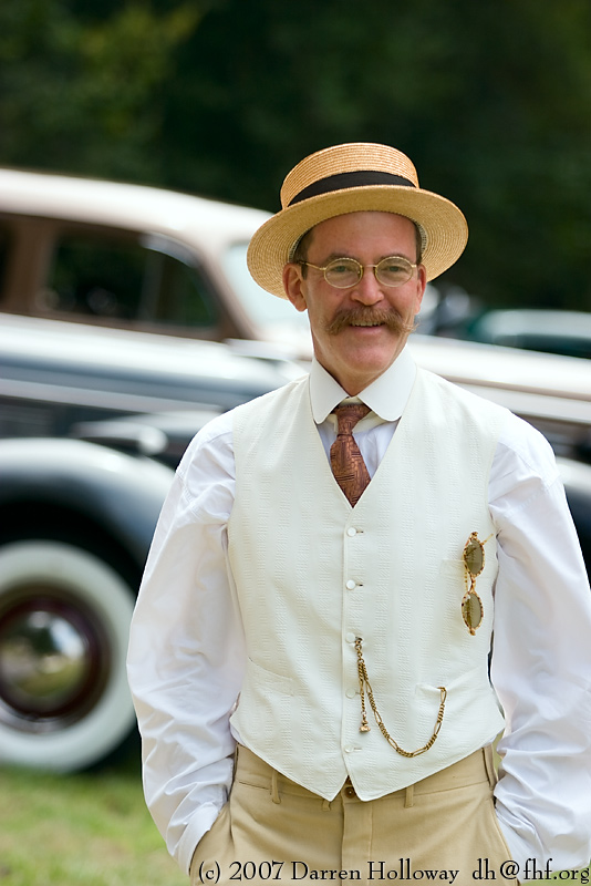 Person dressed in vintage 1930 attire at the Art Deco Society of California Gatsby Afternoon Picnic