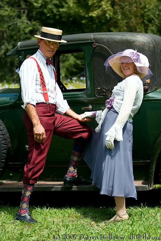 Person dressed in vintage 1930 attire at the Art Deco Society of California Gatsby Afternoon Picnic