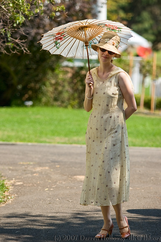 Person dressed in vintage 1930 attire at the Art Deco Society of California Gatsby Afternoon Picnic