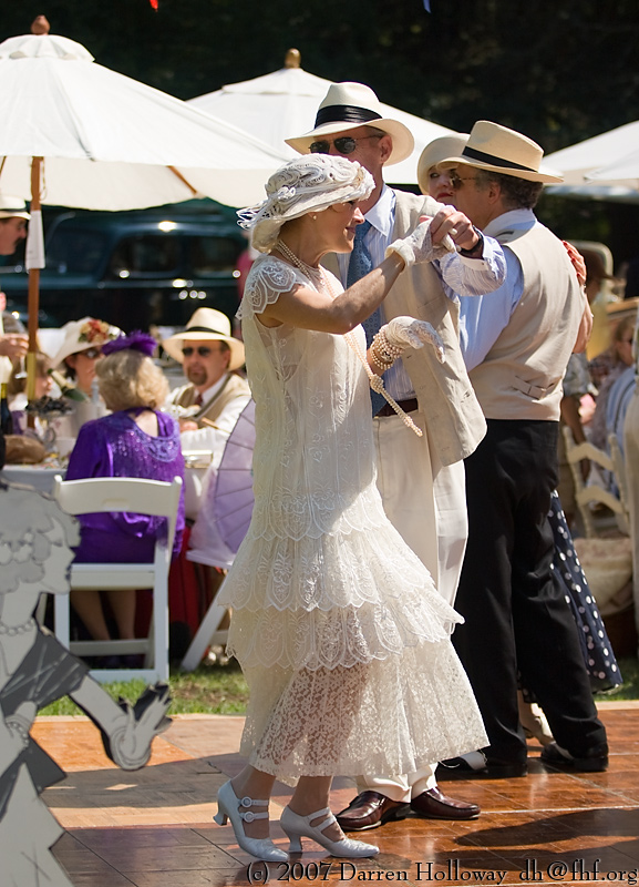 Person dressed in vintage 1930 attire at the Art Deco Society of California Gatsby Afternoon Picnic