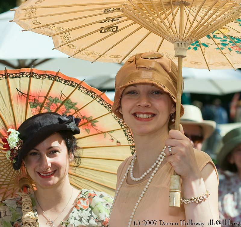 Person dressed in vintage 1930 attire at the Art Deco Society of California Gatsby Afternoon Picnic