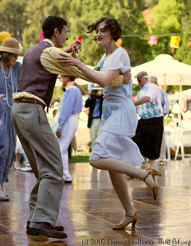 Person dressed in vintage 1930 attire at the Art Deco Society of California Gatsby Afternoon Picnic