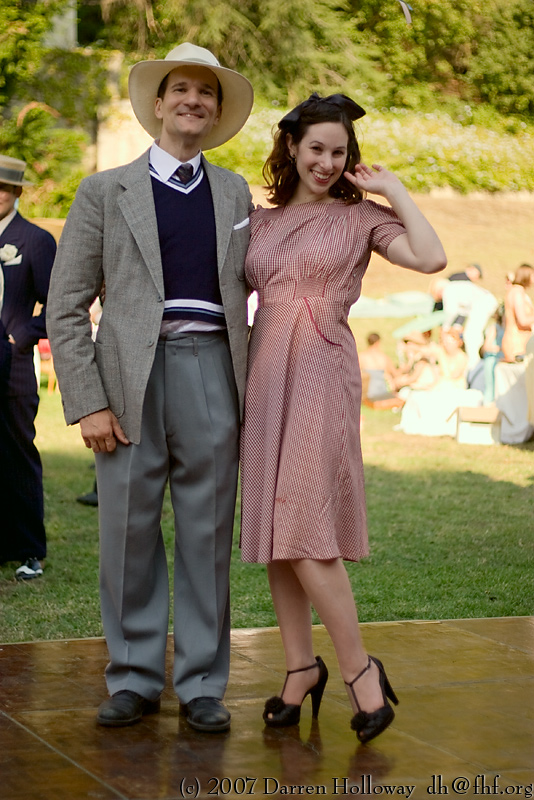 Person dressed in vintage 1930 attire at the Art Deco Society of California Gatsby Afternoon Picnic